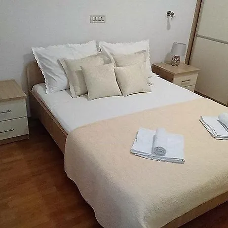 Vanja Tucepi