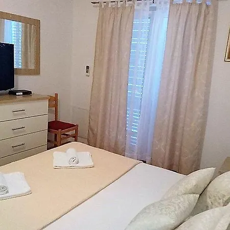 Apartment Vanja Tucepi