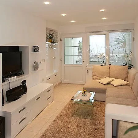Vanja Apartment Tucepi