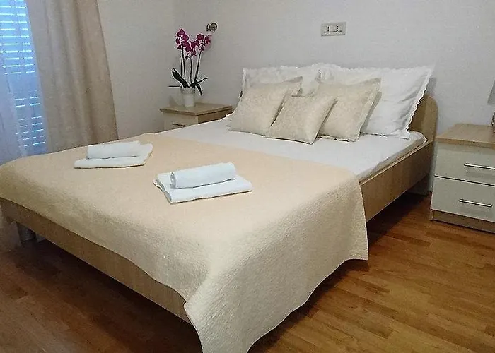 Vanja Apartment *